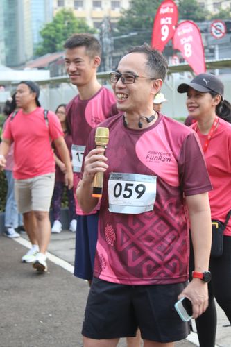 Race photo from Assurance Fun Run 2024
