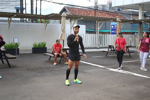 Race photo from Assurance Fun Run 2024