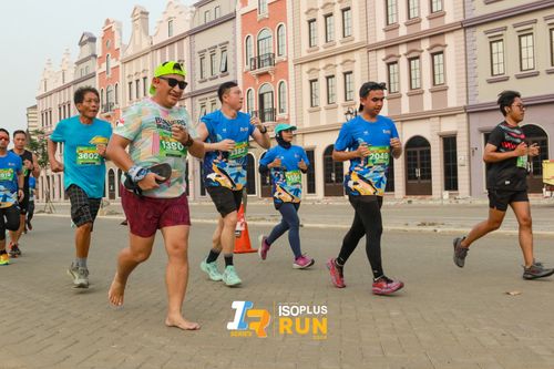 Race photo from ISOPlus Run 2024 Jakarta