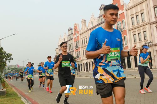 Race photo from ISOPlus Run 2024 Jakarta