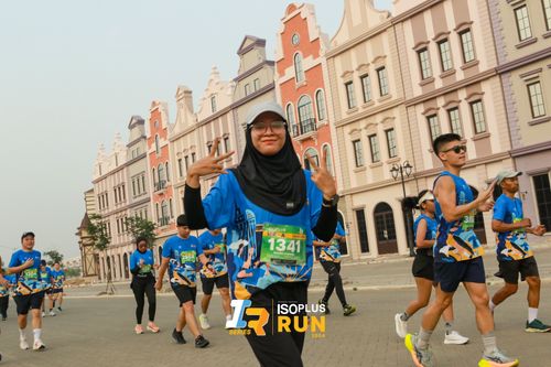 Race photo from ISOPlus Run 2024 Jakarta