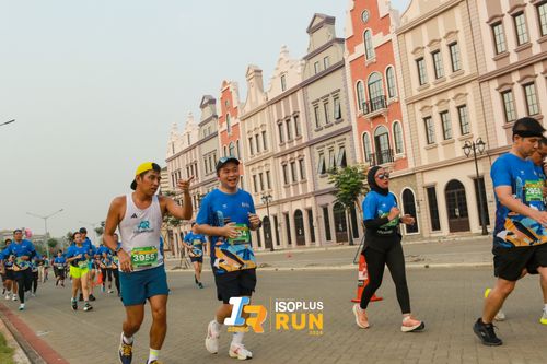 Race photo from ISOPlus Run 2024 Jakarta