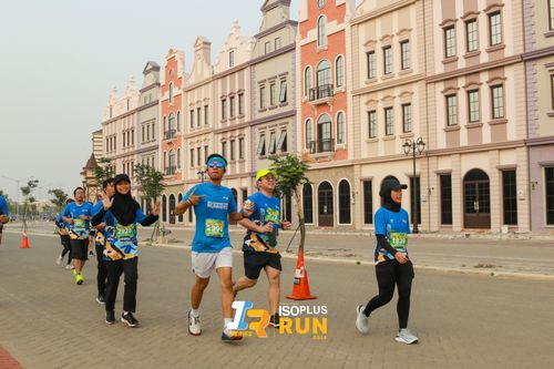 Race photo from ISOPlus Run 2024 Jakarta