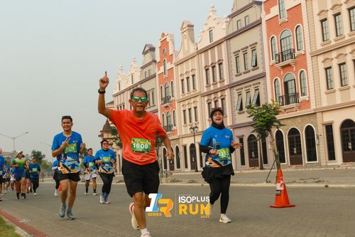 Race photo from ISOPlus Run 2024 Jakarta