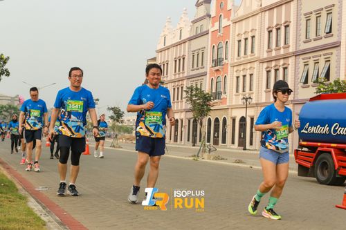 Race photo from ISOPlus Run 2024 Jakarta