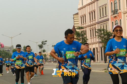 Race photo from ISOPlus Run 2024 Jakarta
