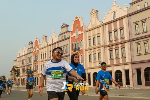 Race photo from ISOPlus Run 2024 Jakarta
