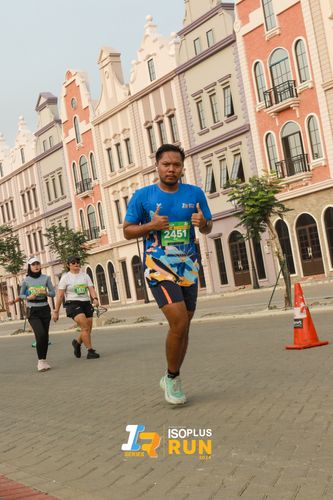 Race photo from ISOPlus Run 2024 Jakarta