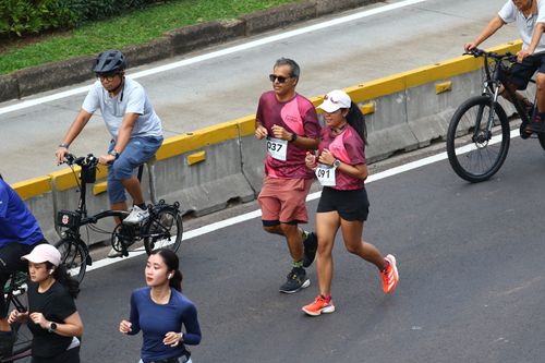 Race photo from Assurance Fun Run 2024