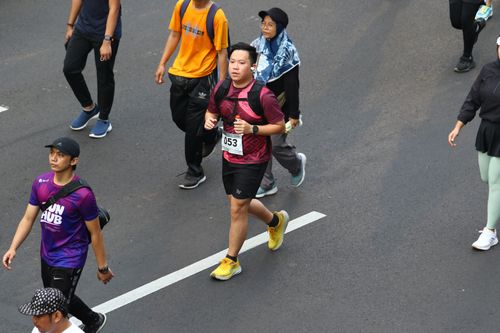 Race photo from Assurance Fun Run 2024
