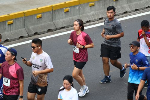 Race photo from Assurance Fun Run 2024