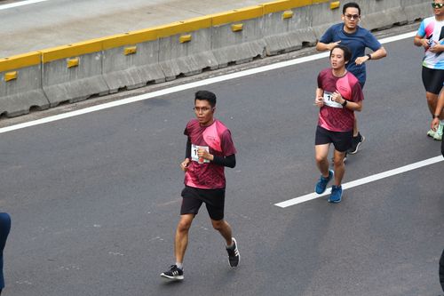 Race photo from Assurance Fun Run 2024