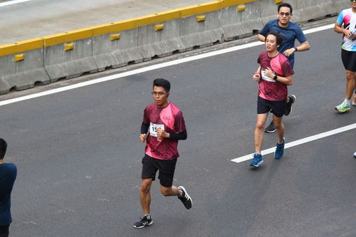 Race photo from Assurance Fun Run 2024