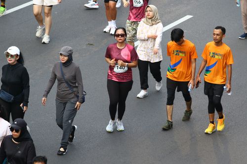 Race photo from Assurance Fun Run 2024