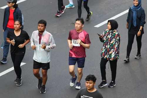 Race photo from Assurance Fun Run 2024