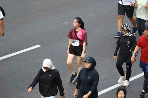 Race photo from Assurance Fun Run 2024