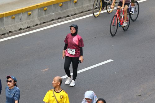 Race photo from Assurance Fun Run 2024