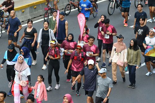 Race photo from Assurance Fun Run 2024