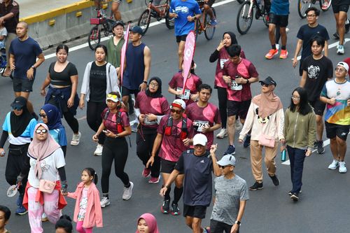 Race photo from Assurance Fun Run 2024