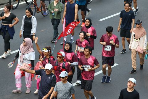 Race photo from Assurance Fun Run 2024