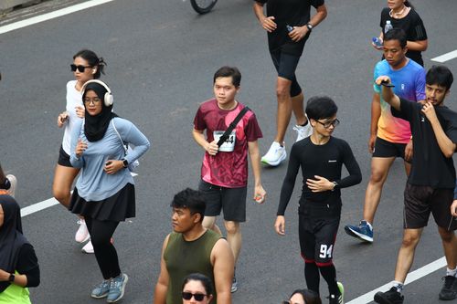 Race photo from Assurance Fun Run 2024