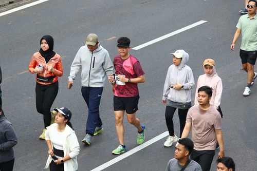 Race photo from Assurance Fun Run 2024