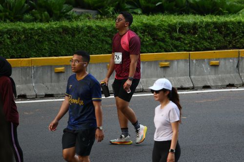 Race photo from Assurance Fun Run 2024