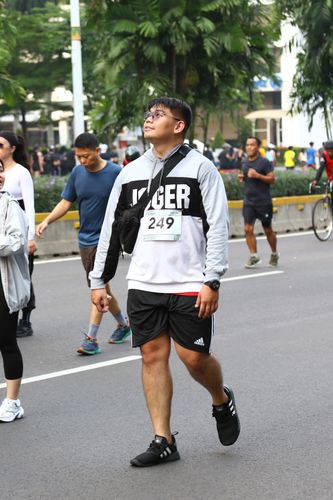 Race photo from Assurance Fun Run 2024