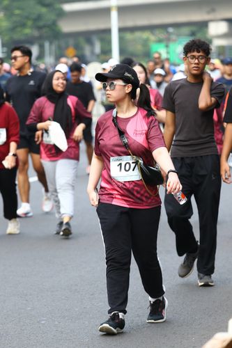 Race photo from Assurance Fun Run 2024
