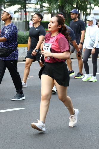 Race photo from Assurance Fun Run 2024