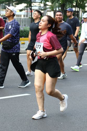 Race photo from Assurance Fun Run 2024