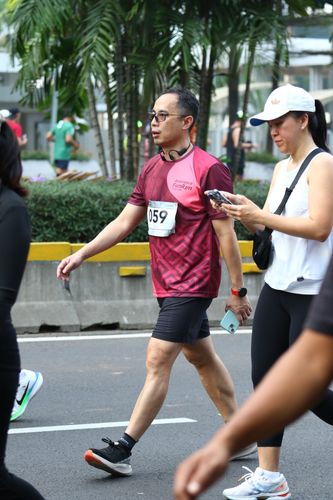 Race photo from Assurance Fun Run 2024