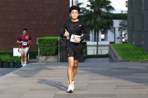 Race photo from Assurance Fun Run 2024