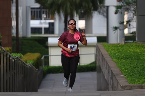 Race photo from Assurance Fun Run 2024