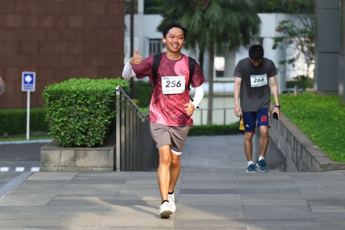 Race photo from Assurance Fun Run 2024