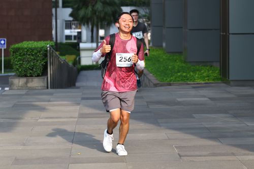Race photo from Assurance Fun Run 2024