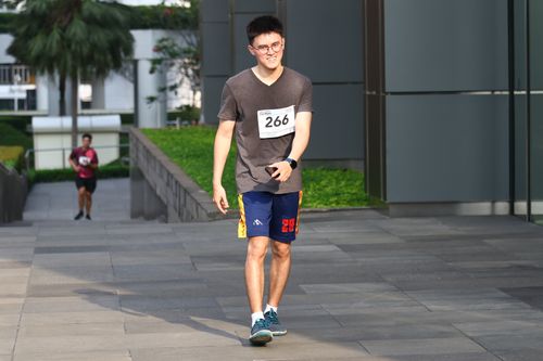 Race photo from Assurance Fun Run 2024