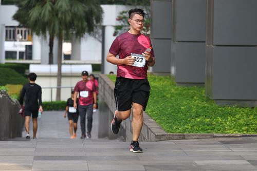 Race photo from Assurance Fun Run 2024