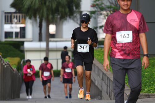 Race photo from Assurance Fun Run 2024