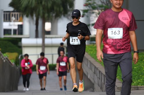 Race photo from Assurance Fun Run 2024