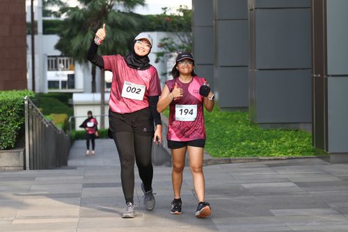 Race photo from Assurance Fun Run 2024