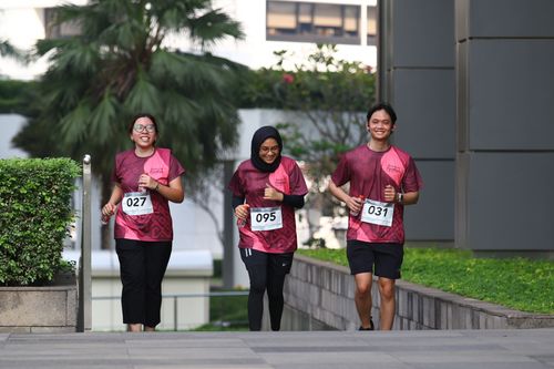 Race photo from Assurance Fun Run 2024