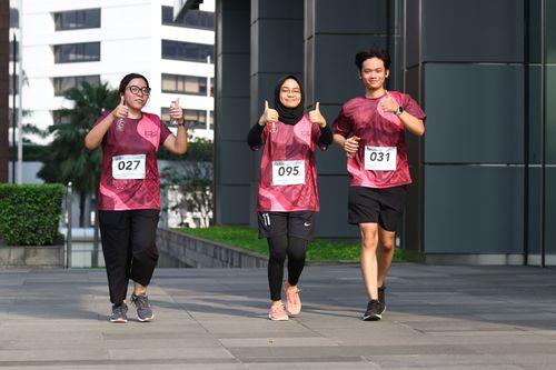 Race photo from Assurance Fun Run 2024