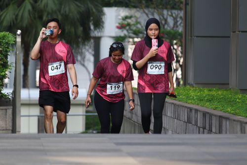 Race photo from Assurance Fun Run 2024