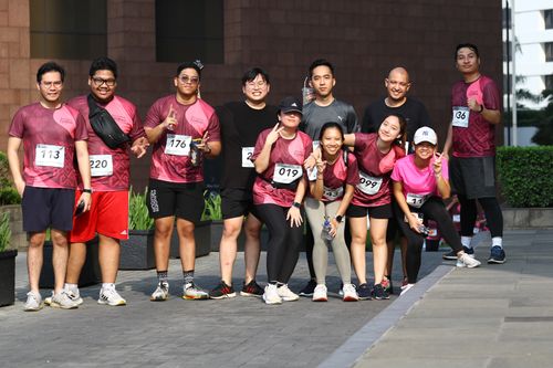 Race photo from Assurance Fun Run 2024