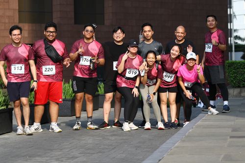 Race photo from Assurance Fun Run 2024