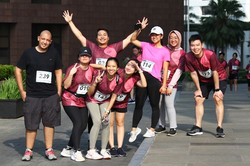 Race photo from Assurance Fun Run 2024
