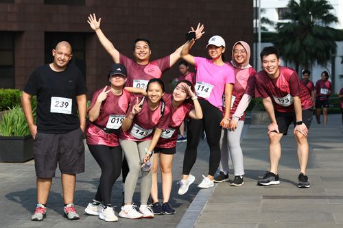 Race photo from Assurance Fun Run 2024