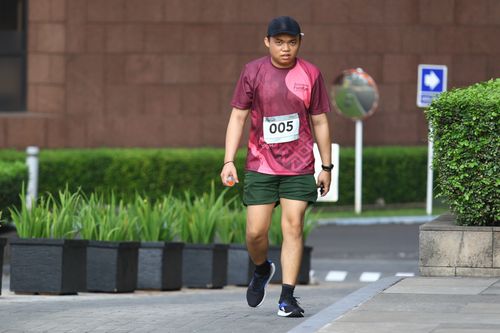 Race photo from Assurance Fun Run 2024