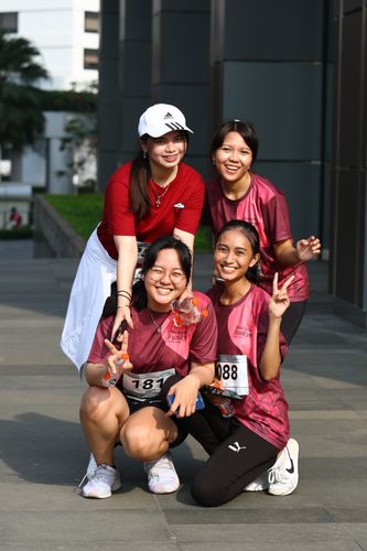 Race photo from Assurance Fun Run 2024